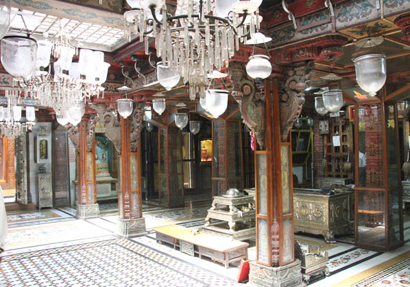  Chintamani Parshwanath Temple
